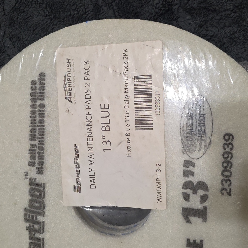SmartFloor 13" Blue Daily Maintenance Floor Pads 2 Pads Inside Pack - Picture 3 of 3